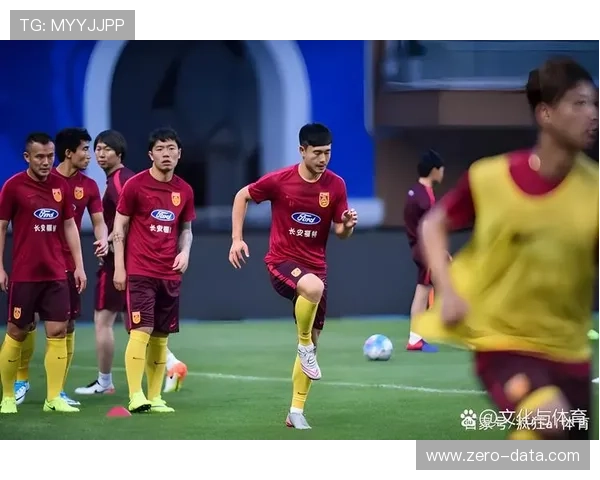 国足备战世预赛关键战 新帅战术调整引发球迷热议媒体聚焦未来走势